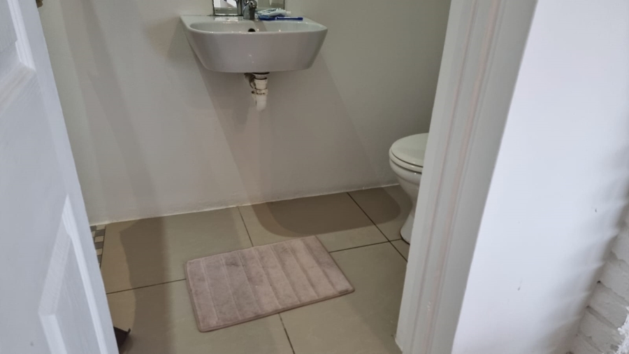 4 Bedroom Property for Sale in East Bank Eastern Cape